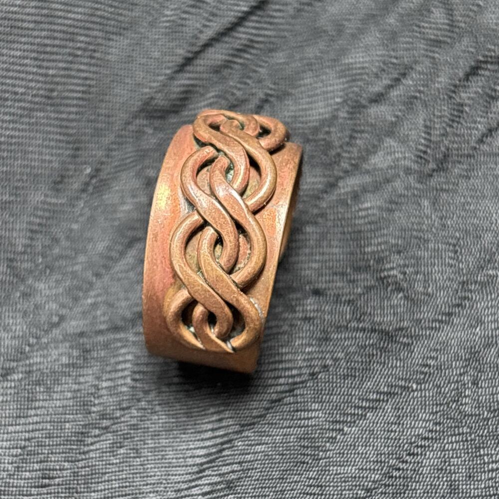 Vintage Hand. Made Artisan Copper Adjustable Ring Swirl Braided Design .5” Wide - Picture 4 of 10